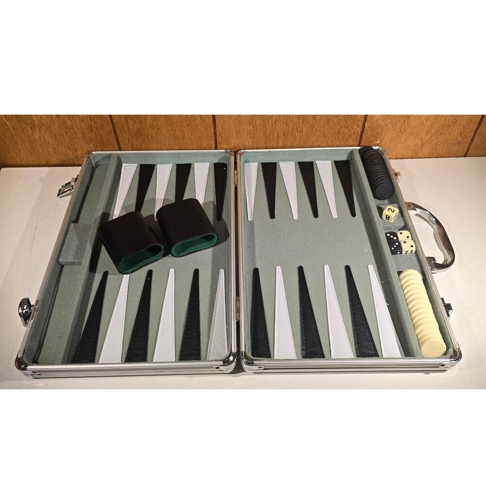 Pavilion Backgammon Set Aluminum Carry Case Complete